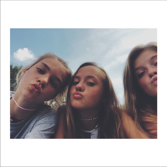 ava_boone